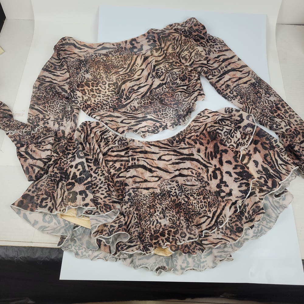 SHEIN Leopard Print Sheer Outfit - Picture 3 of 7